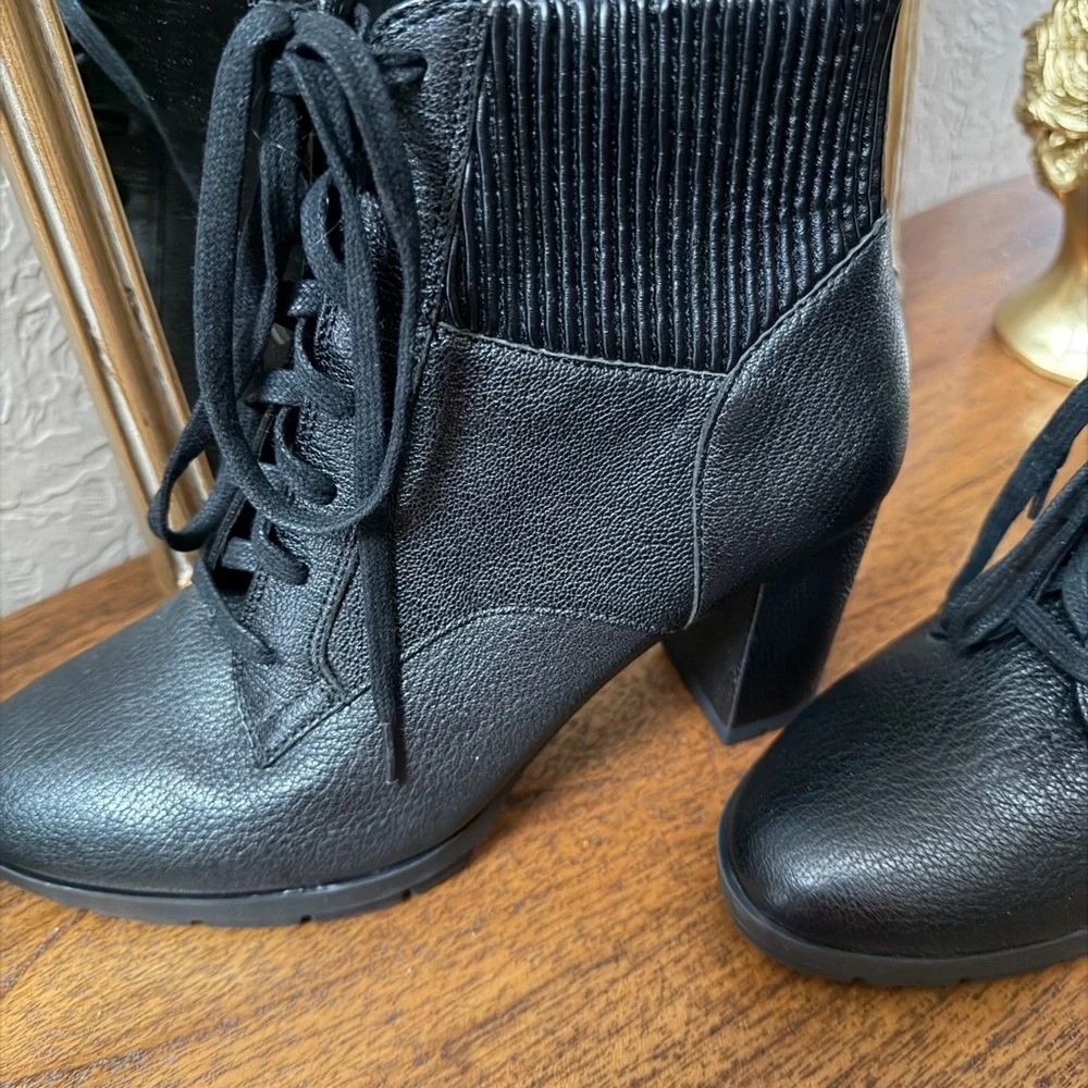 Corso Como Black Lace-Up Ankle Boots - Picture 2 of 15